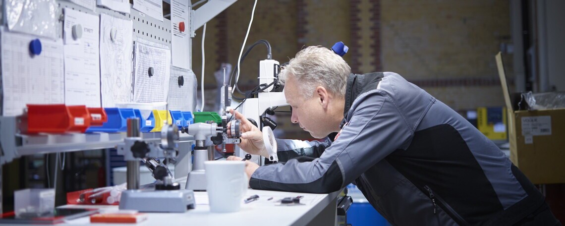 PRODUKTIONSMITARBEITER*IN - ZERSPANUNGSMECHANIKER*IN (W/M/D), 1. Bild